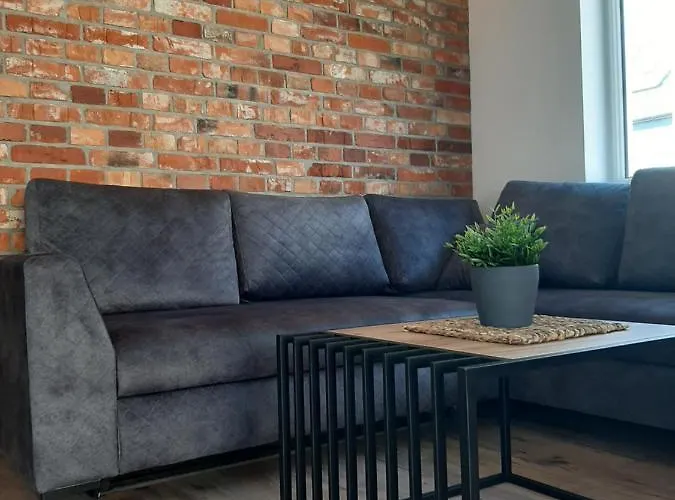 Na Komandorskiej Апартаменты Дзивнув